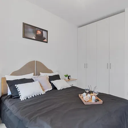 Apartment Gvitown Vitan *