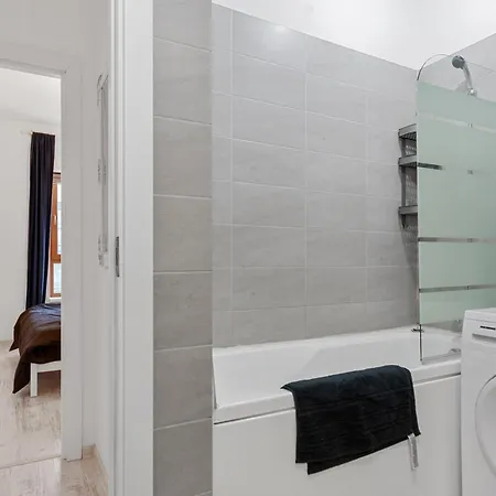 Apartment Gvitown Vitan *